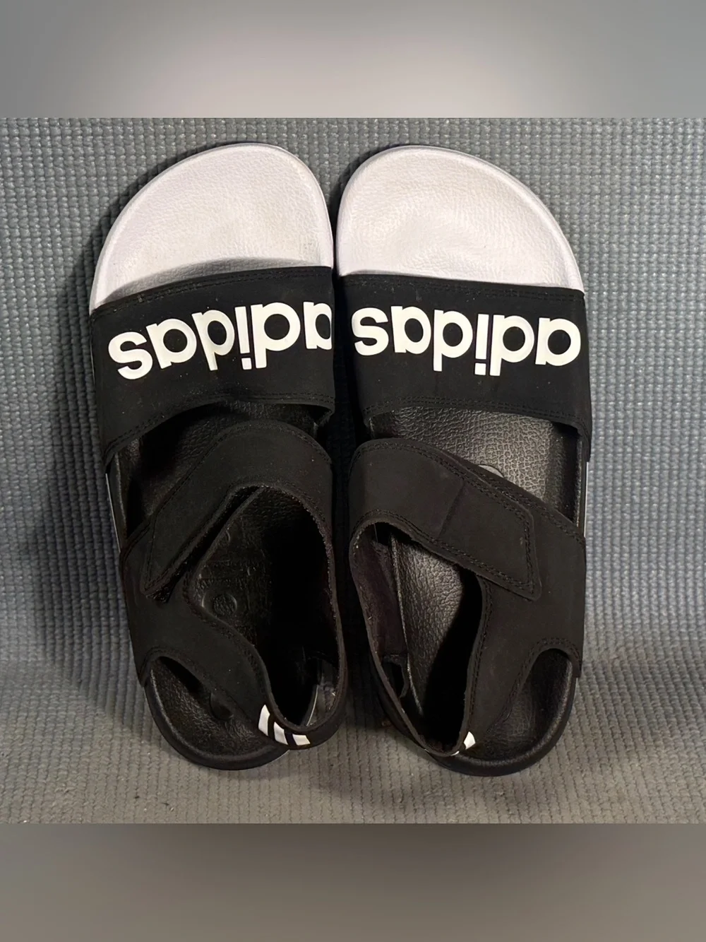 Adidas Adilette Sandals Black White Men’s Size 9